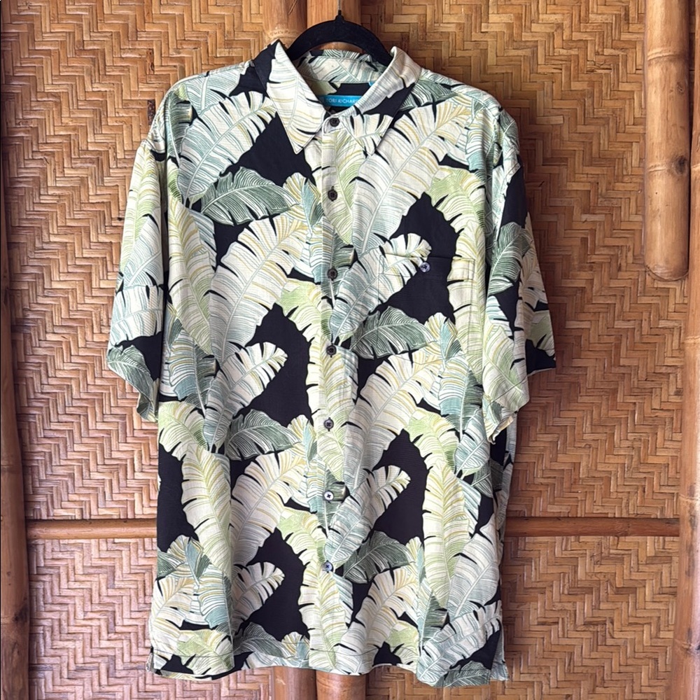 Tori Richard black banana leaf aloha Hawaiian shirt xl